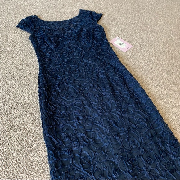 JS Collections Soutache Mermaid Gown NWT - Picture 7 of 12